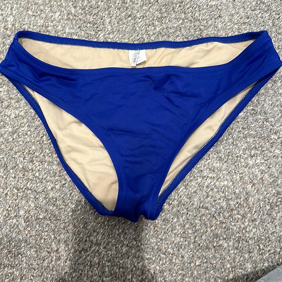 J. Crew Other - Jcrew medium bathing suit bottoms. EUC.